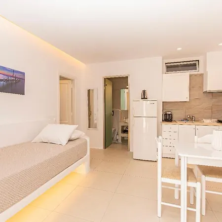 Apart-hotel Crystal Mykonos Town